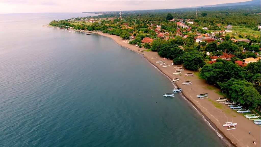 О пляже Ловина